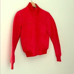 red woven jkt